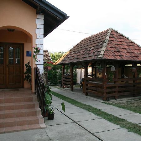 Apartments Vrata Baranje Билье Экстерьер фото