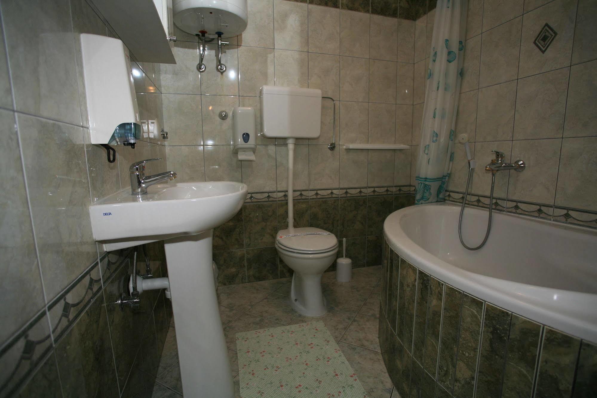 Apartments Vrata Baranje Билье Экстерьер фото